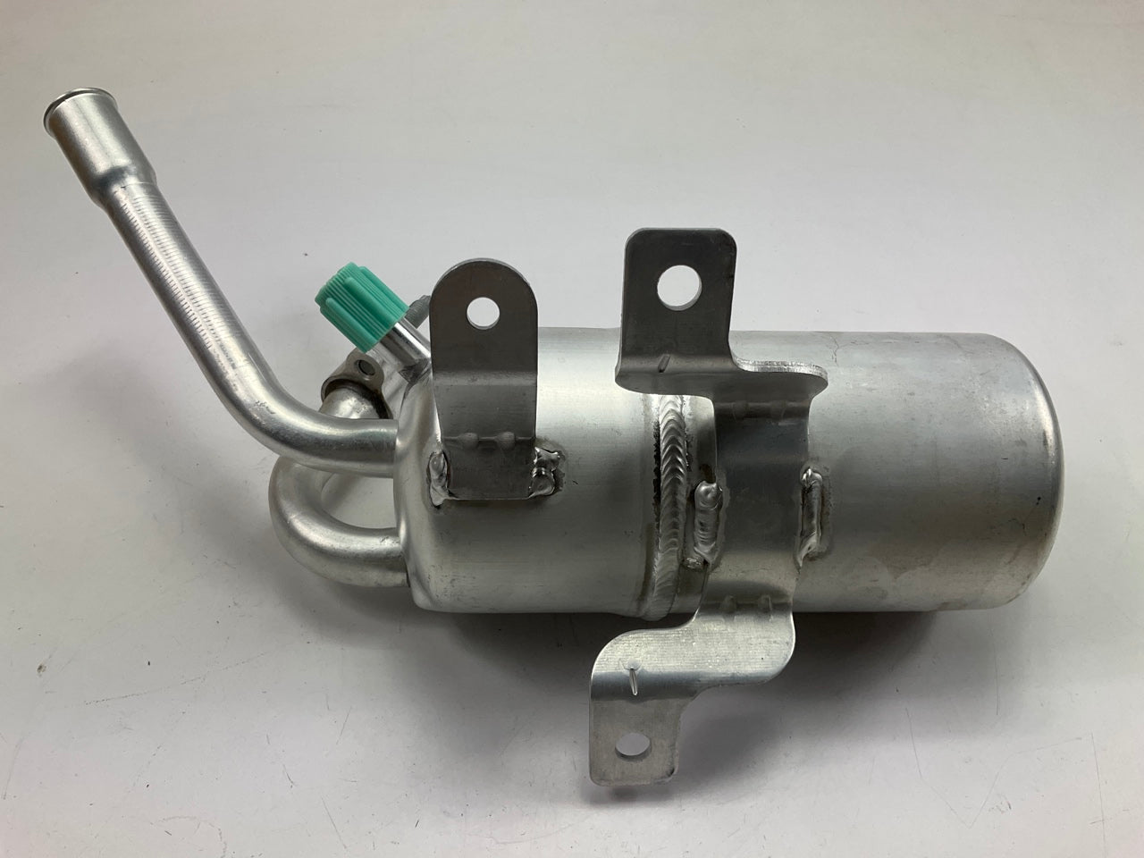 Four Seasons 83040 A/C Accumulator Receiver Drier