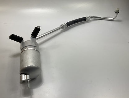 Four Seasons 83372 A/C Accumulator With Hose Assembly