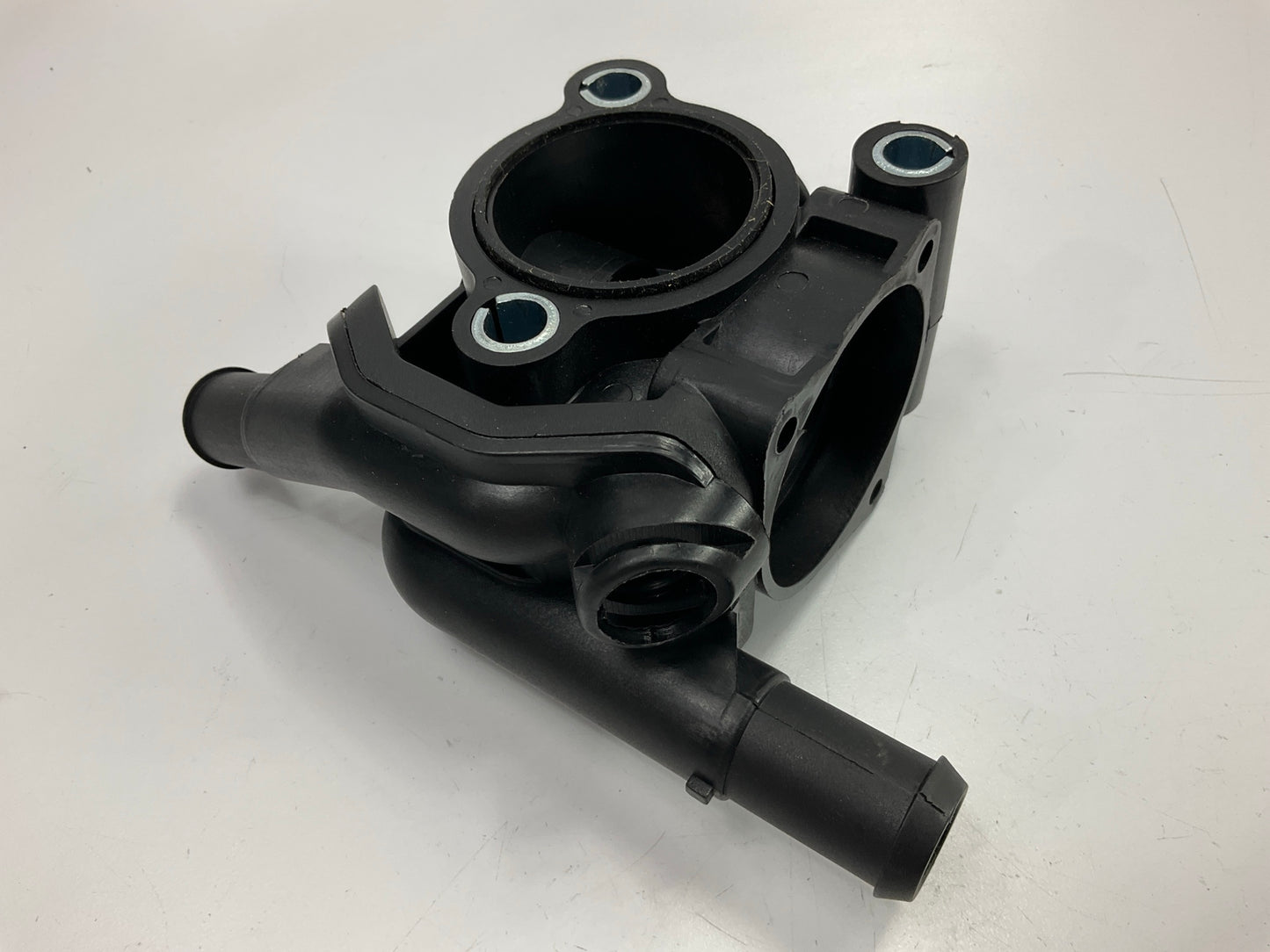 Four Seasons 85082 Engine Coolant Thermostat Housing