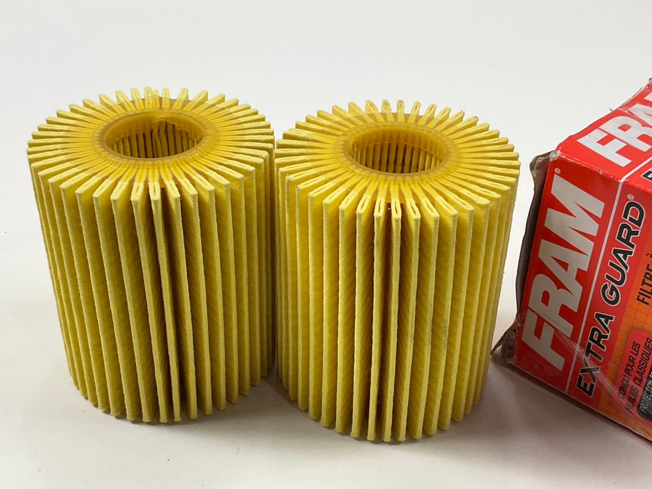 (2) Fram CH10158 Engine Oil Filter