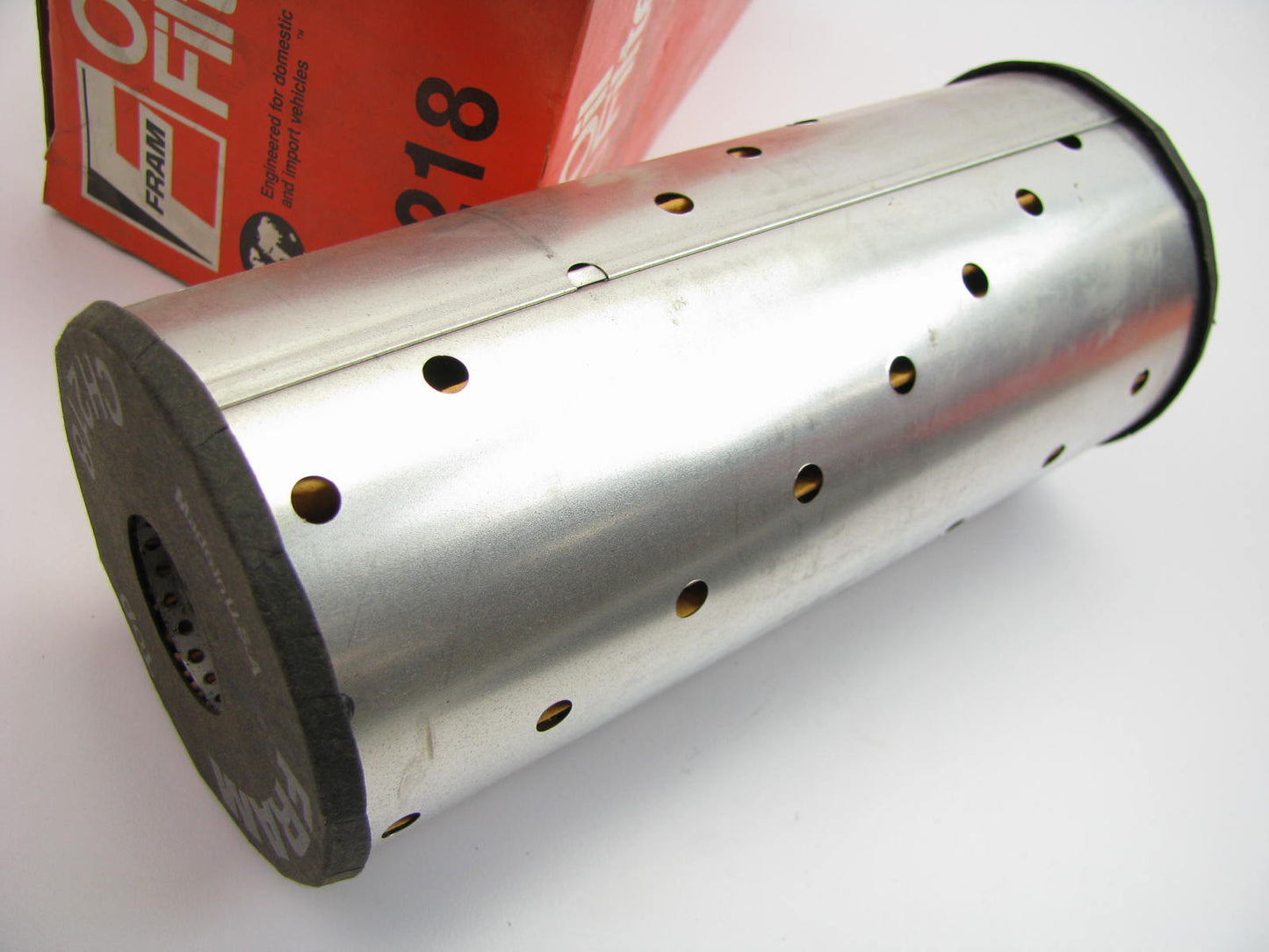 Fram CH218 Engine Oil Filter Replaces 51129 P115 P166 LF223 LF652 P550190