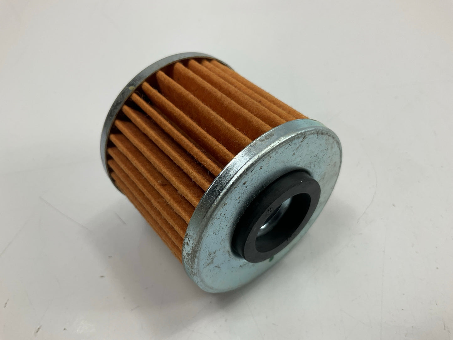 Fram CH6004 Engine Oil Filter Replaces 24935 ML16804 P7004 LF583 89935 89936