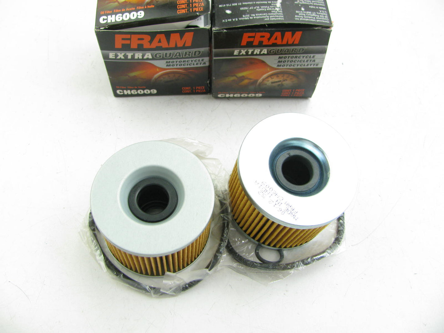 (2) Fram CH6009 Engine Oil Filter Replaces 51216 ML16809 LF571 85216 P148