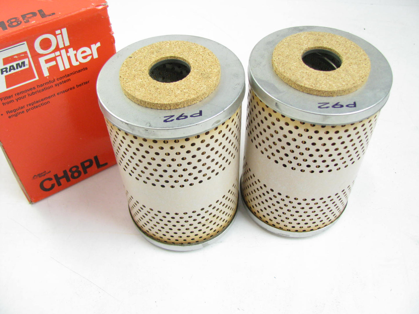 (2) Fram CH8PL Engine Oil Filter Replaces 51092 L30071 P92 LF375 LF503 P557424