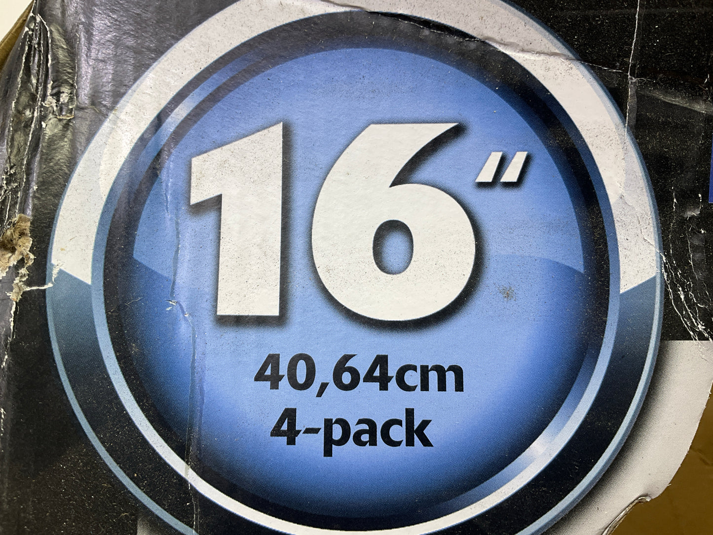1 Cover Is Scuffed - See Photos - Futura KT1012-16SL 16'' Steel Wheel Cover Set