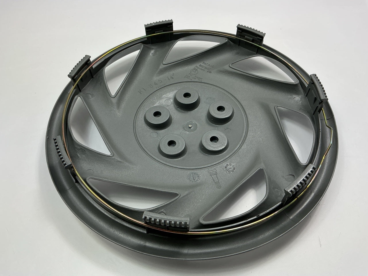 Futura KT845-14SL Wheel Cover Set 14'' Diam.
