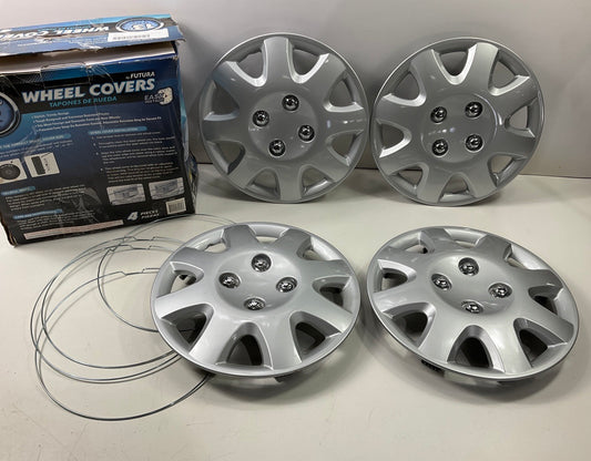 COSMETIC DAMAGE #16 Futura KT895-13SL 13'' Universal Wheel Cover Set - Silver