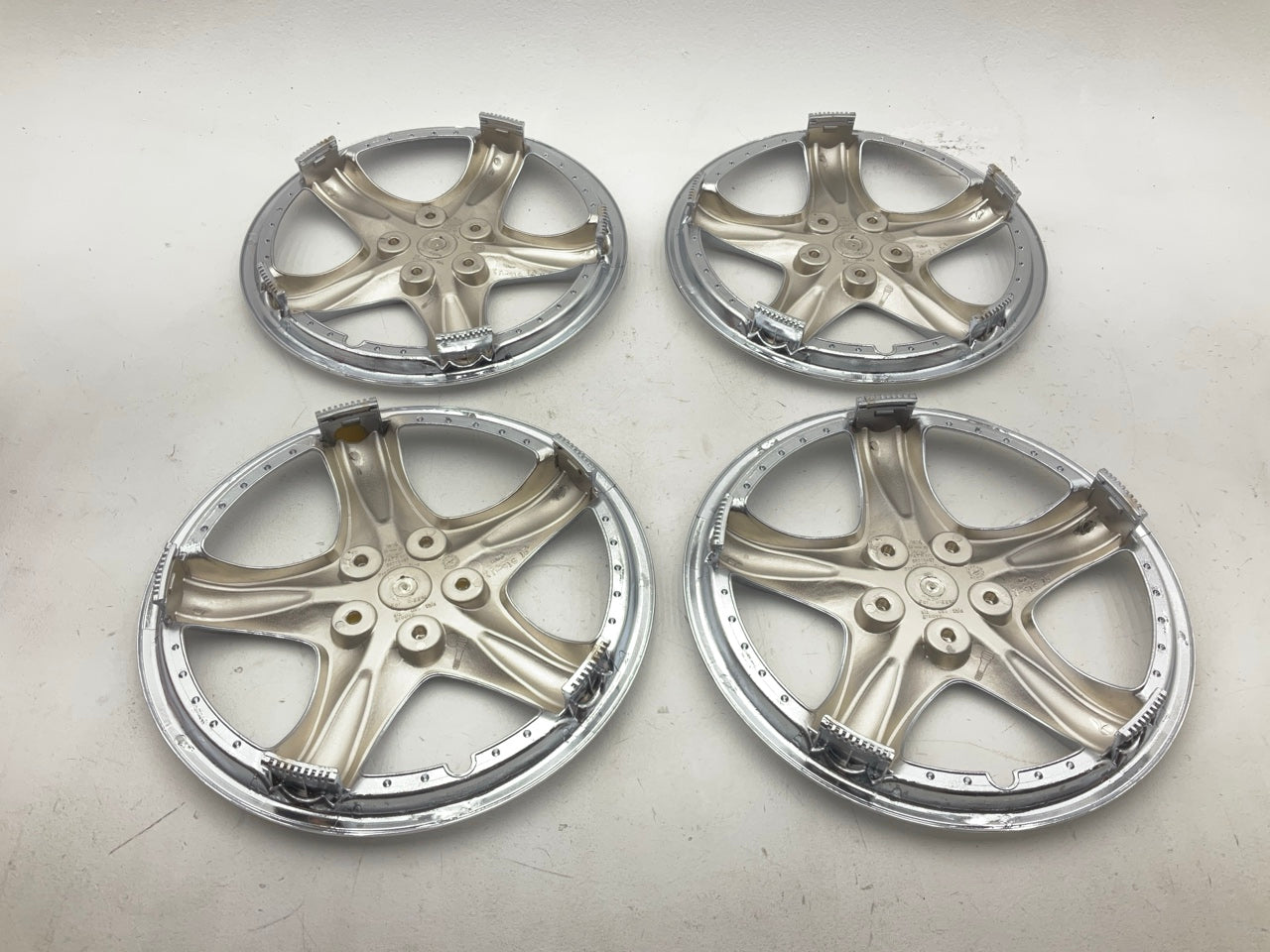 Futura KT919-15C/S Wheel Cover Set - For 15'' Steel Wheels