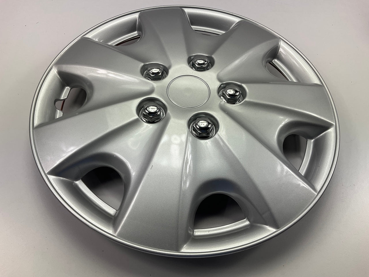 Futura KT957-14SL Universal 14'' Wheel Cover Set