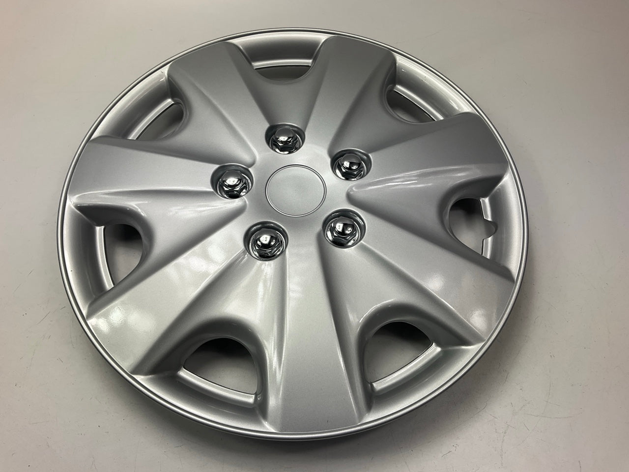 Futura KT957-15SL UNIVERSAL 15'' Wheel Cover Set