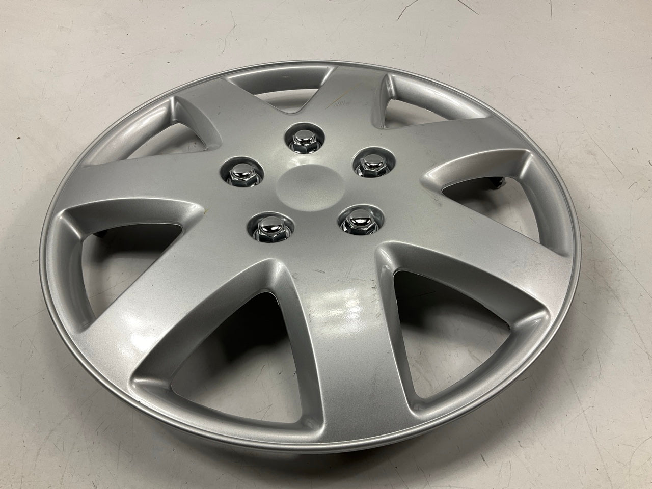 Scratched From Storage - Futura KT962-16SL 16'' Wheel Cover Set