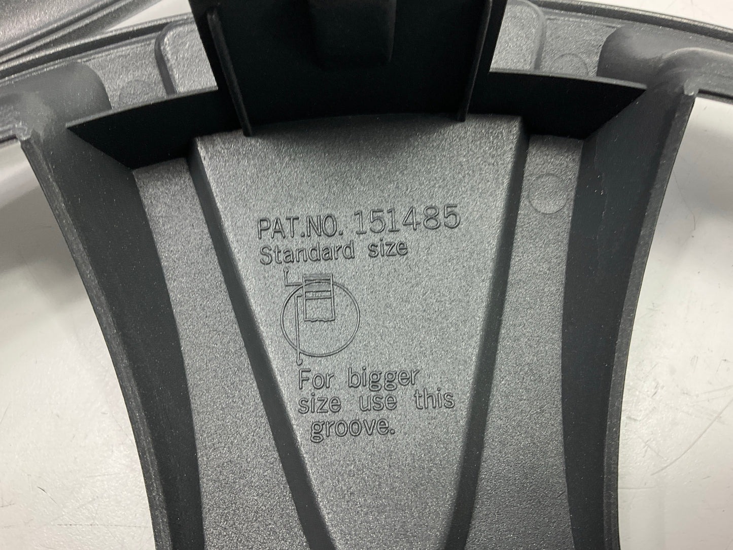 Futura KT990-15SL 15'' Plastic Wheel Cover Set, Silver Lacquer (Alloy Color)