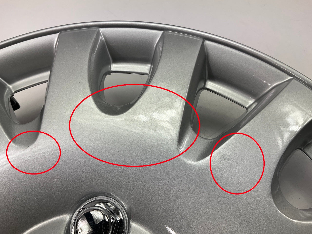 COSMETIC SCUFFS - Futura KT995-14SL Wheel Cover Set - 14'' Universal Wheel Covers