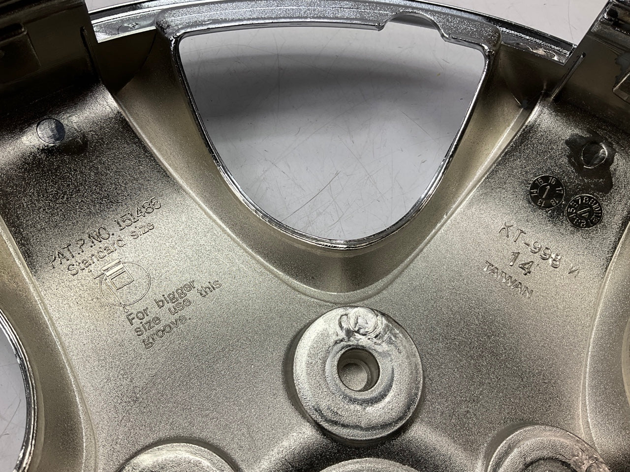Futura KT998-14C Chrome 5-Spole Pattern Steel Wheel Cover Set - 14''