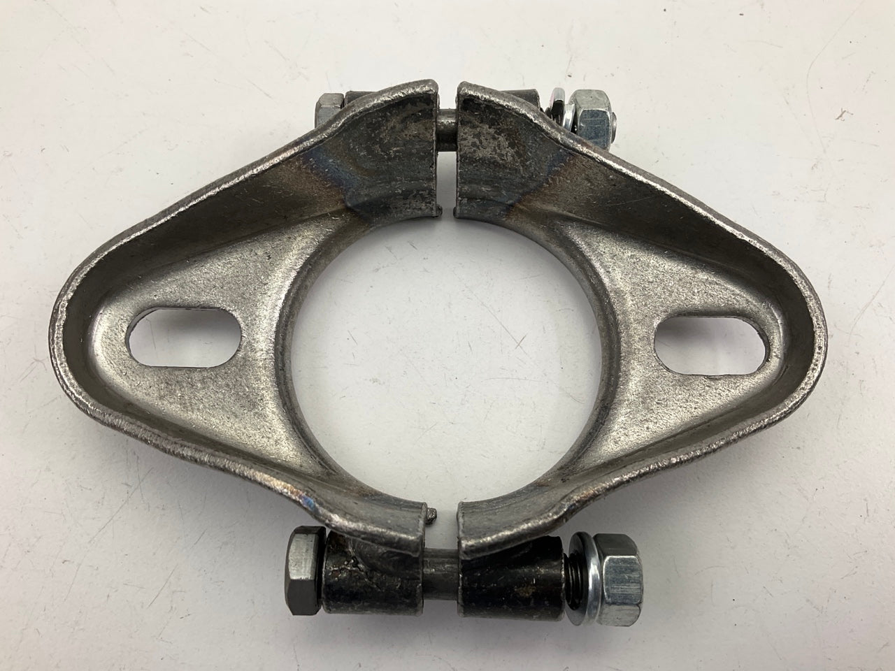 FX36 2-1/4'' 2.25'' ID Exhaust Flange Formed Oval Side Split For 2'' OD Flared Pipe