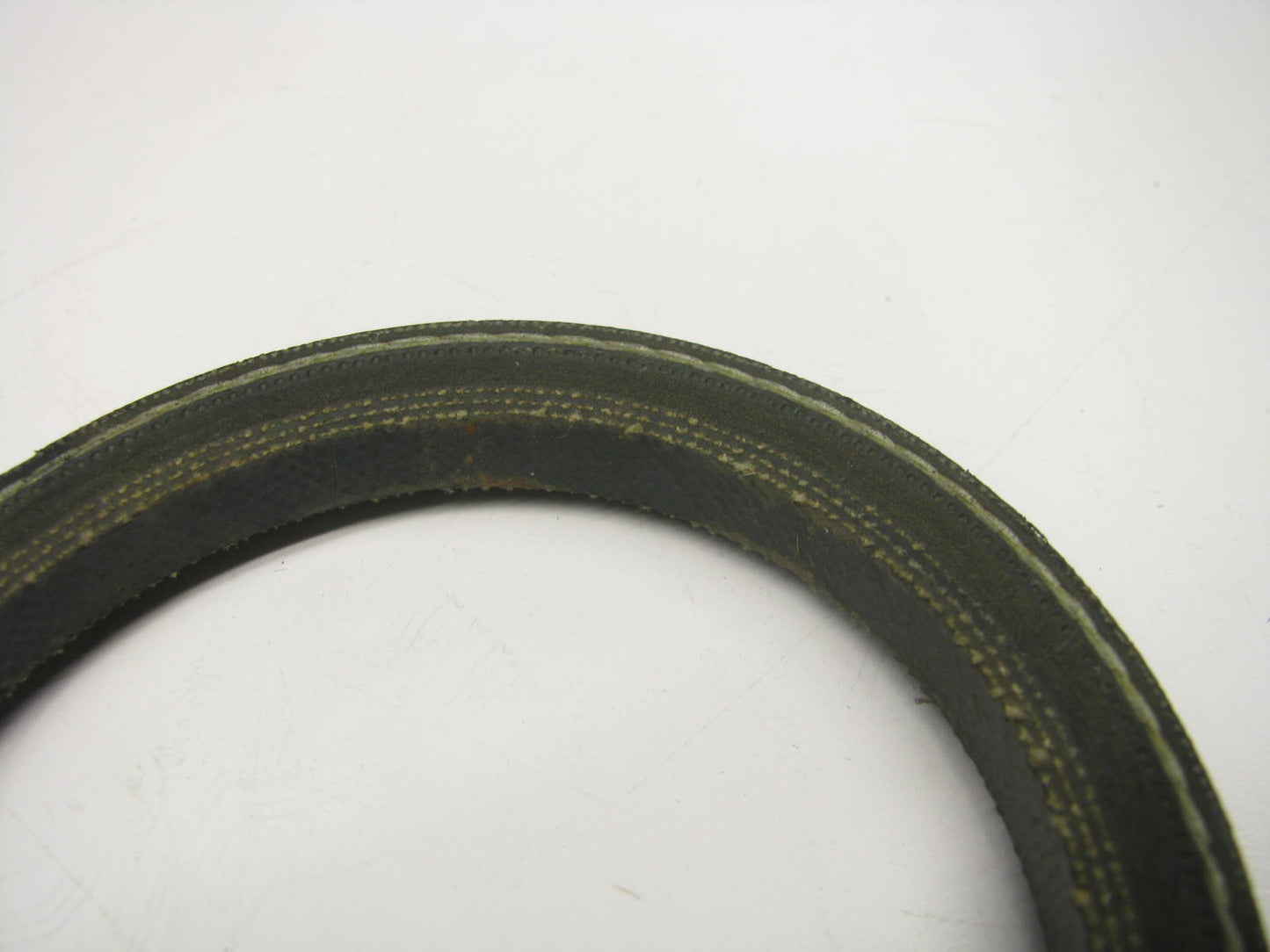 Gates 15410 Accessory Drive Belt - 0.44'' X 41.00'' - 36 Degree