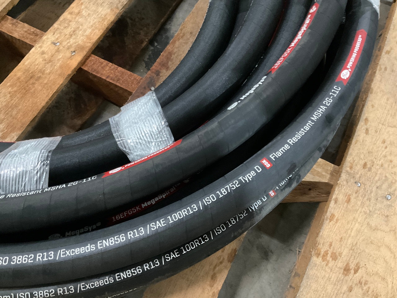 75 Feet - Gates 16EFG5K 1'' Hydraulic Hose Flame Resistant  5000 PSI W.P.  100R13