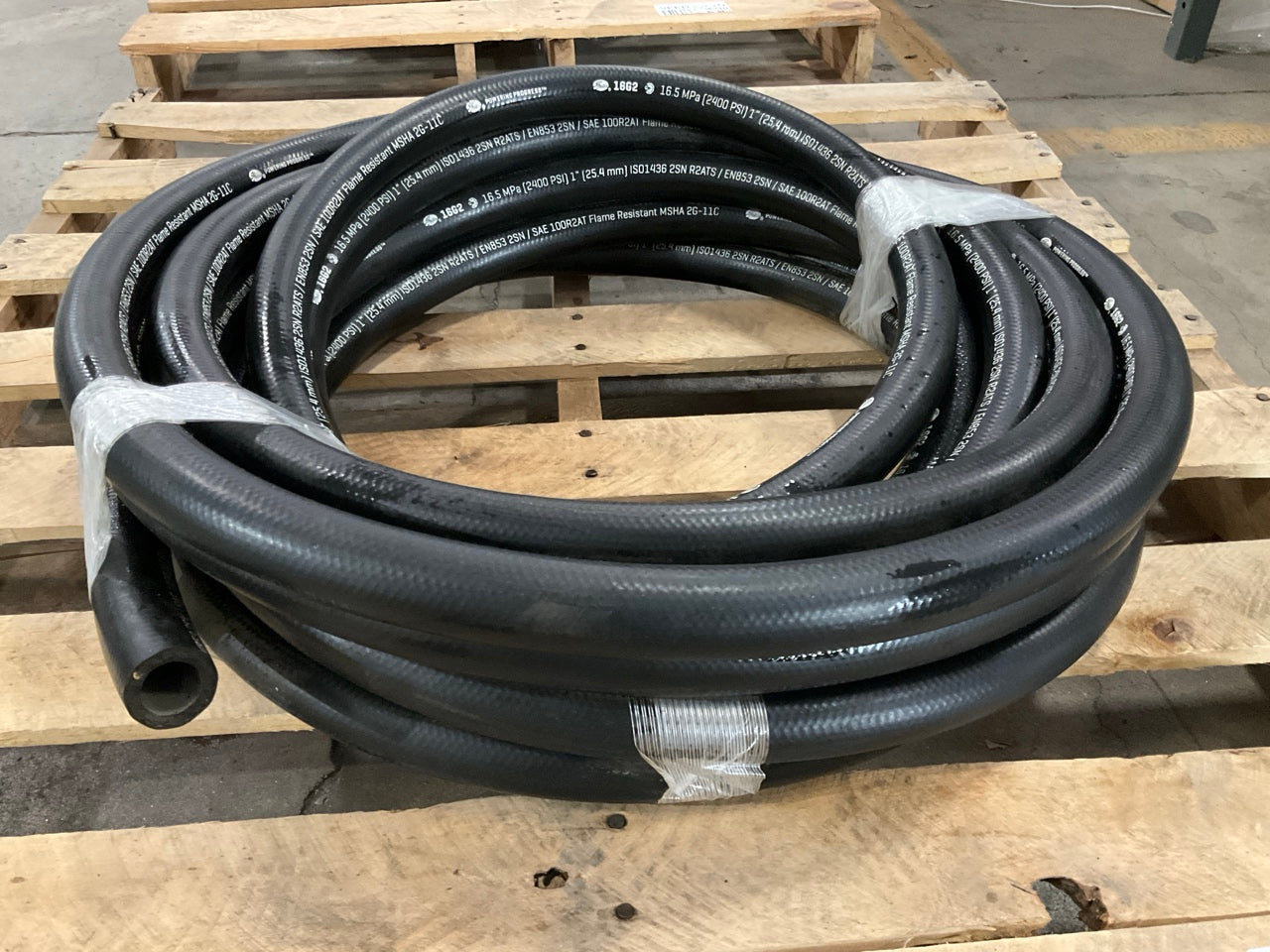 55 FEET - Gates 16G2 2400 PSI 1'' Hydraulic Hose, Flame Resistant MSHA 2G-11C