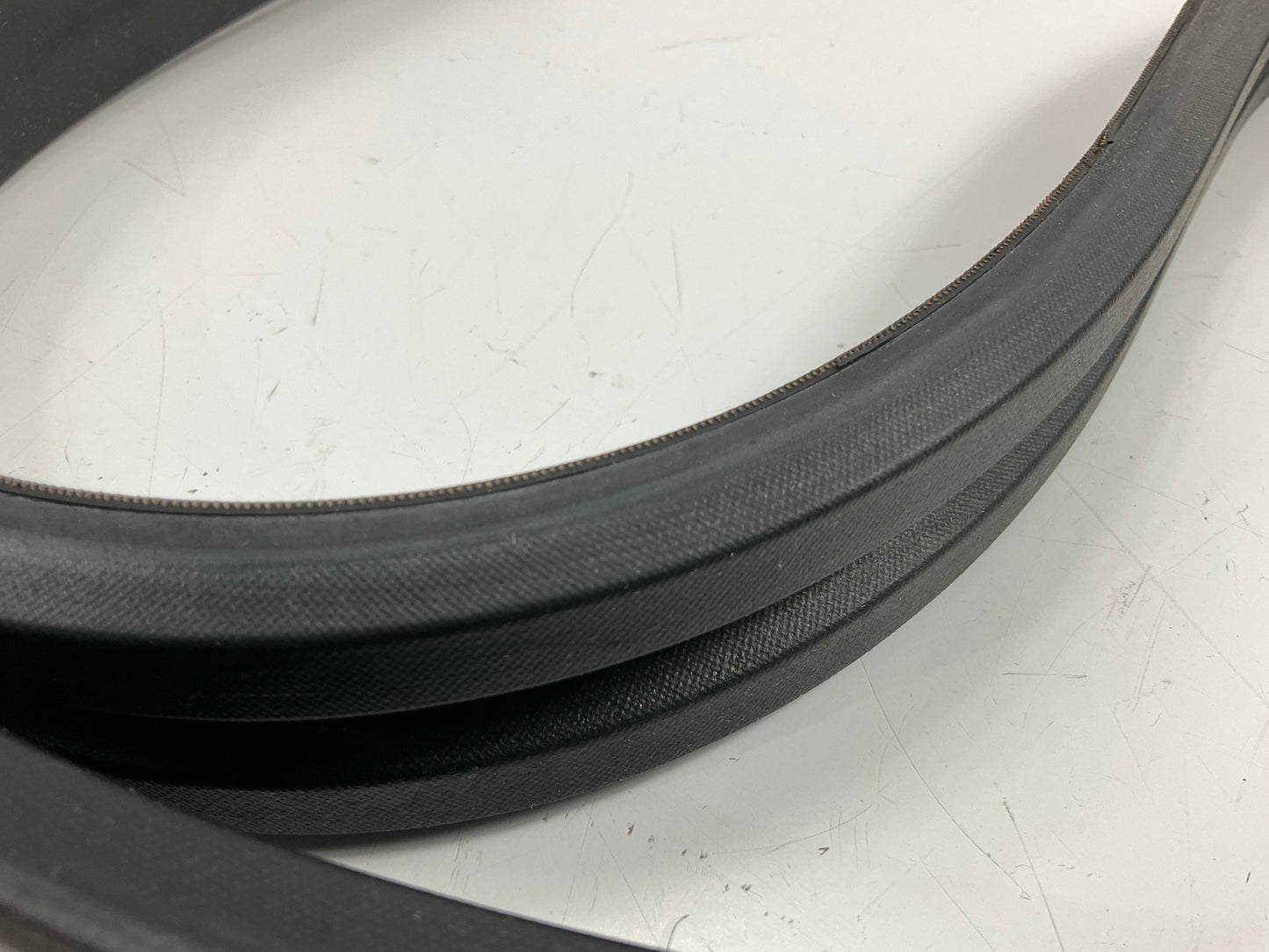 Gates 2/B72 Hi-Power II Powerband V-Belt 1-5/16'' X 75''