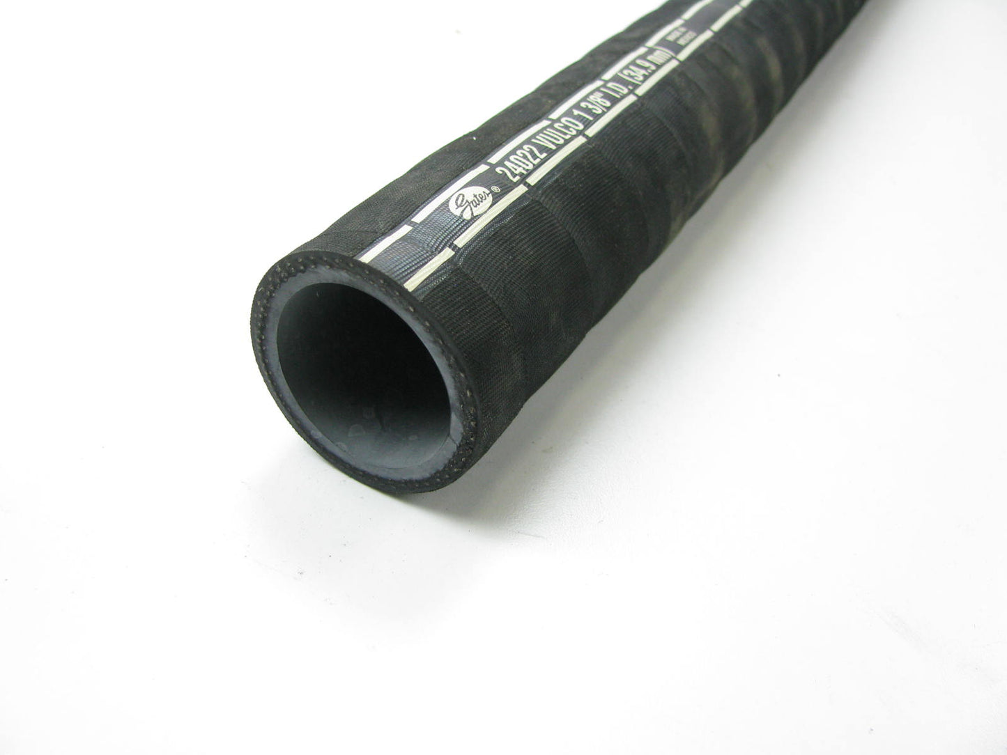 Gates 24022 Straight Radiator Coolant Hose - 1-3/8'' ID X 3' Long