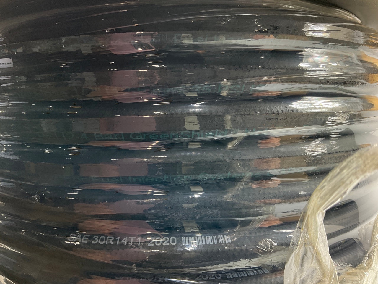 250 FEET - Gates 27326 4219BG Barricade 1/2'' Fuel Hose (35 PSI, SAE 30R14 T1)