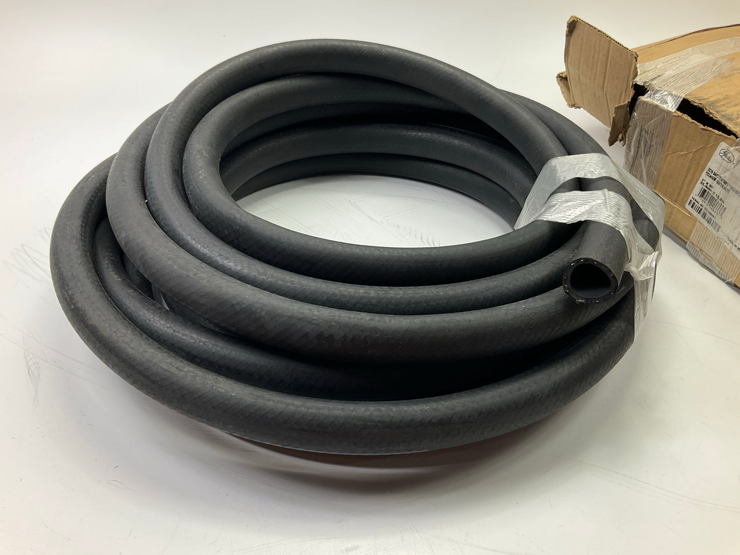 39 FEET - Gates 28413 Safety Stripe HVAC Heater Hose - 1'' X 39' Long