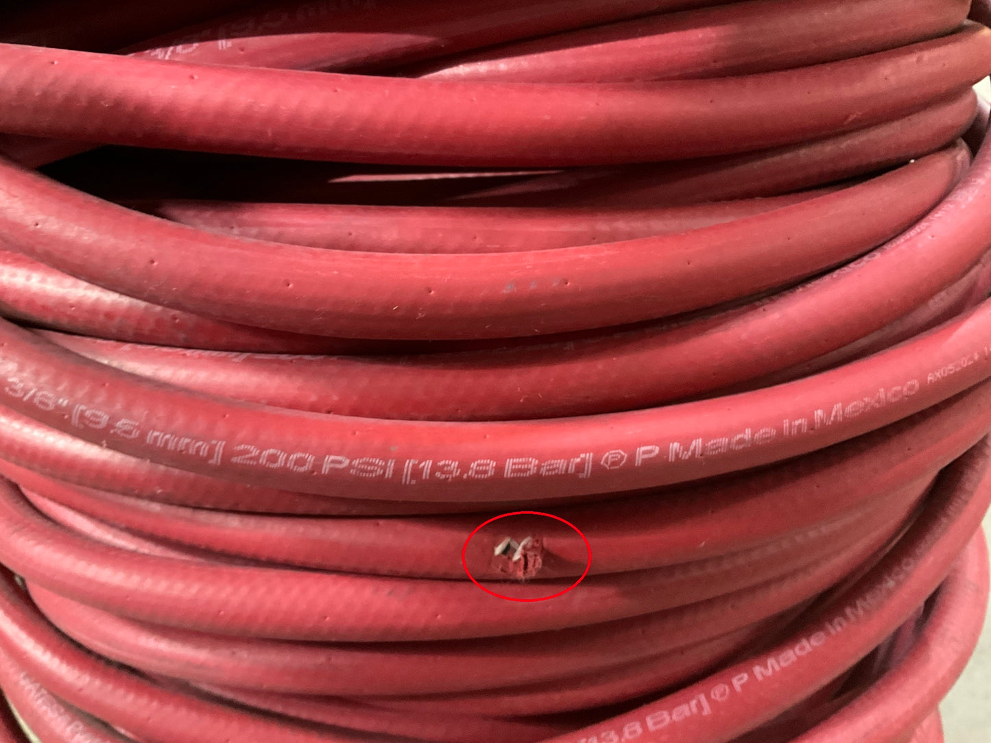 450 FEET Roll - Gates 28806 - 3/8'' X 450' Multi-Use Air / Water Hose, 200 PSI