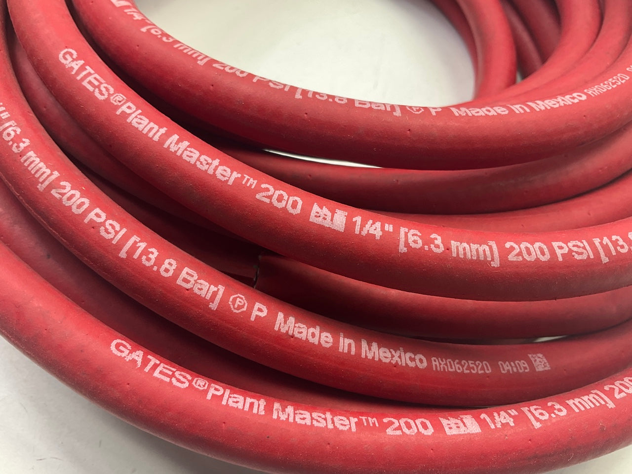 25 FEET - Gates 28823 Plant Master 1/4'' Hose 200 PSI General Purpose Water / Air