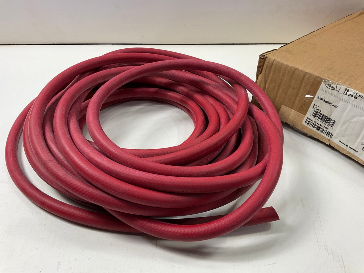 46 FEET - Gates 28826 Plant-Master 3/8'' 200 PSI Multi-Use Air And Water Hose