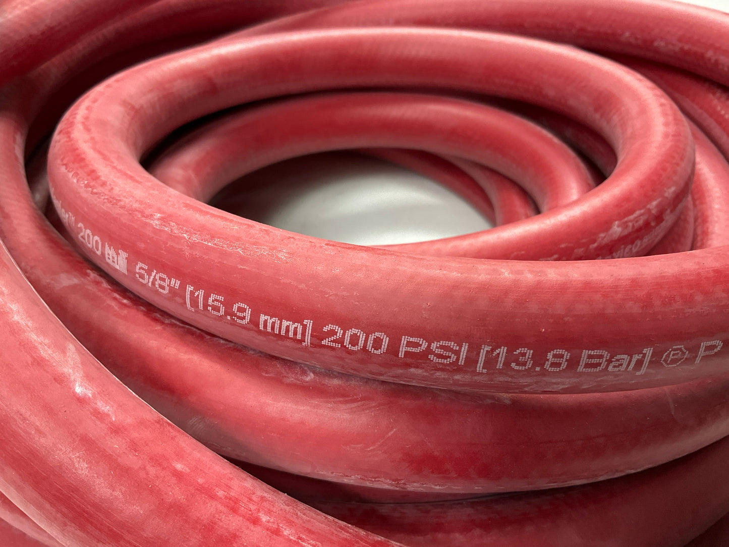 50 FEET - Gates 28830 5/8'' Multi-Use Air And Water ''Plant Master'' Hose