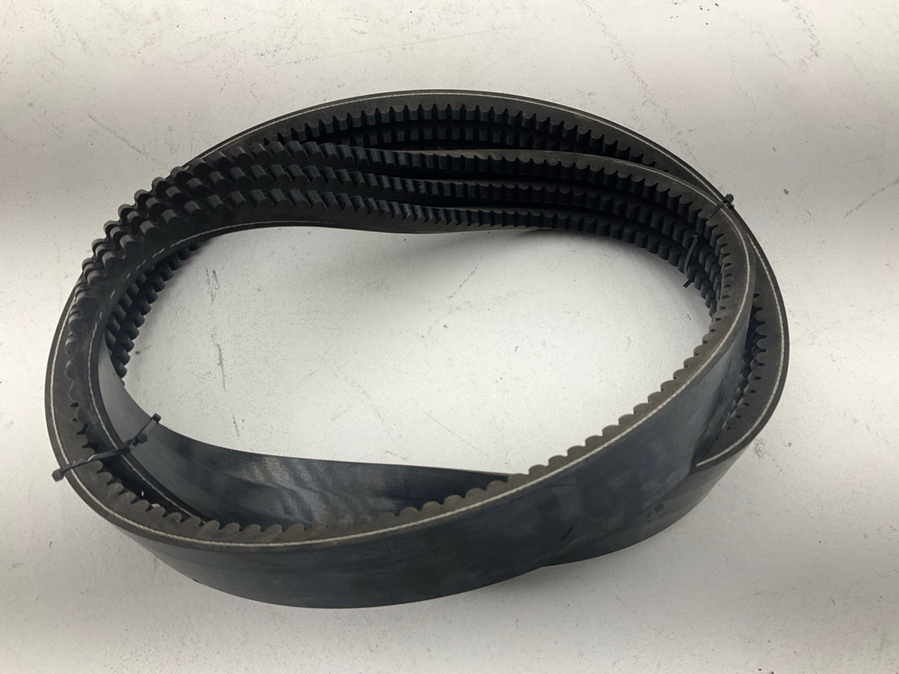 Gates 3/5VX800 Super HC Molded Notch Belt, 3 Strand