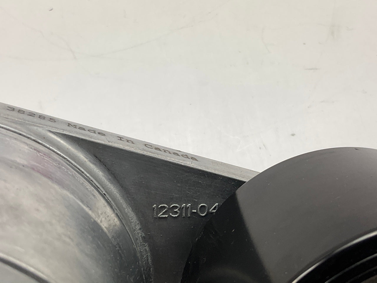 Gates 38285 Accessory Belt Tensioner Assembly