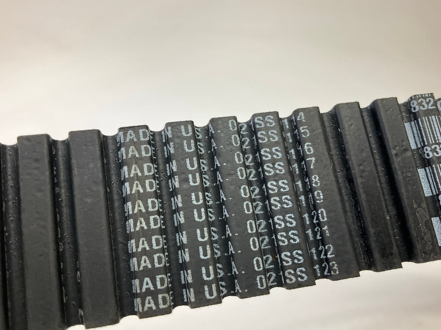 Gates 40G4340 G-Force Drive Belt, Top Cog - 1-3/8''. X 44-5/8''