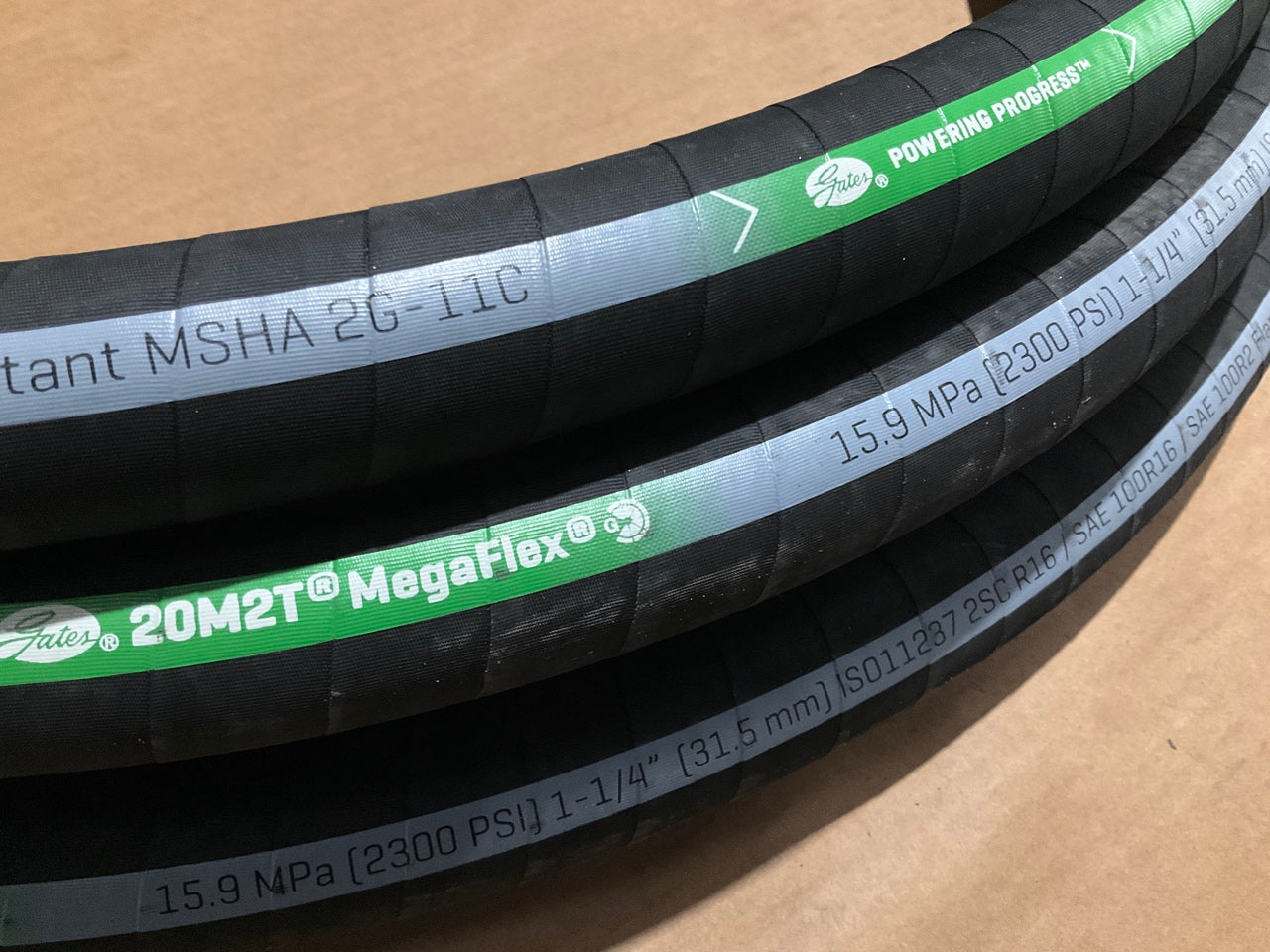 45 FEET - Gates 4657-4534 Hydraulic Hose, 1-1/4'' ID, SAE 100R2, 2300 PSI