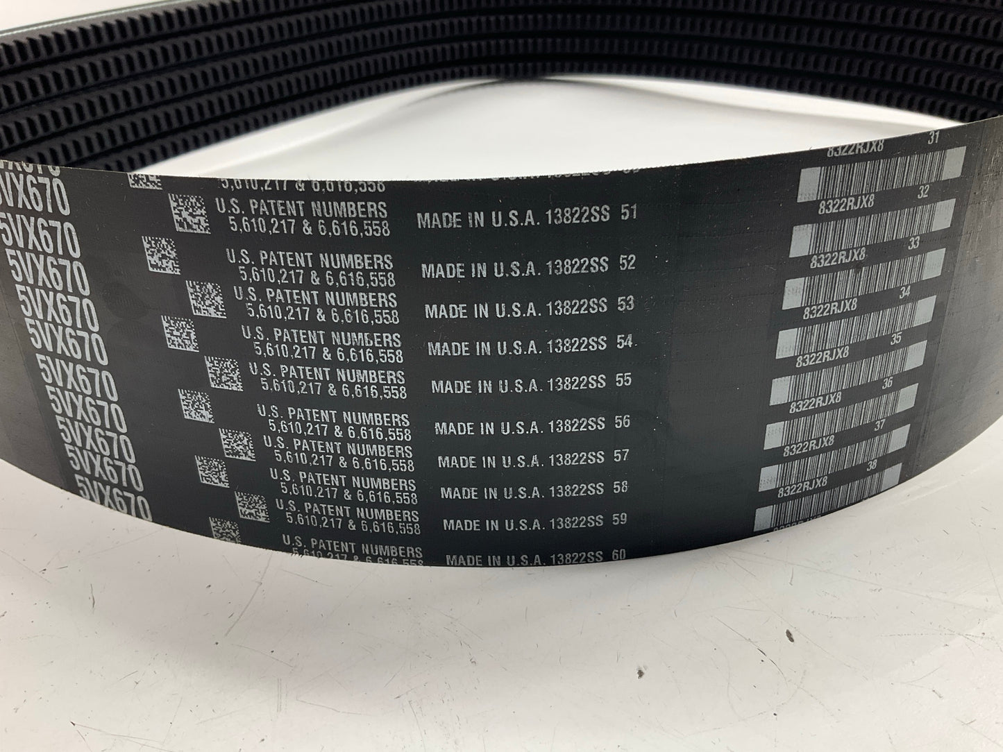 Gates 5/5VX670 5VX Section V-Belt - 5 Strand, 67'' Outside Circumference
