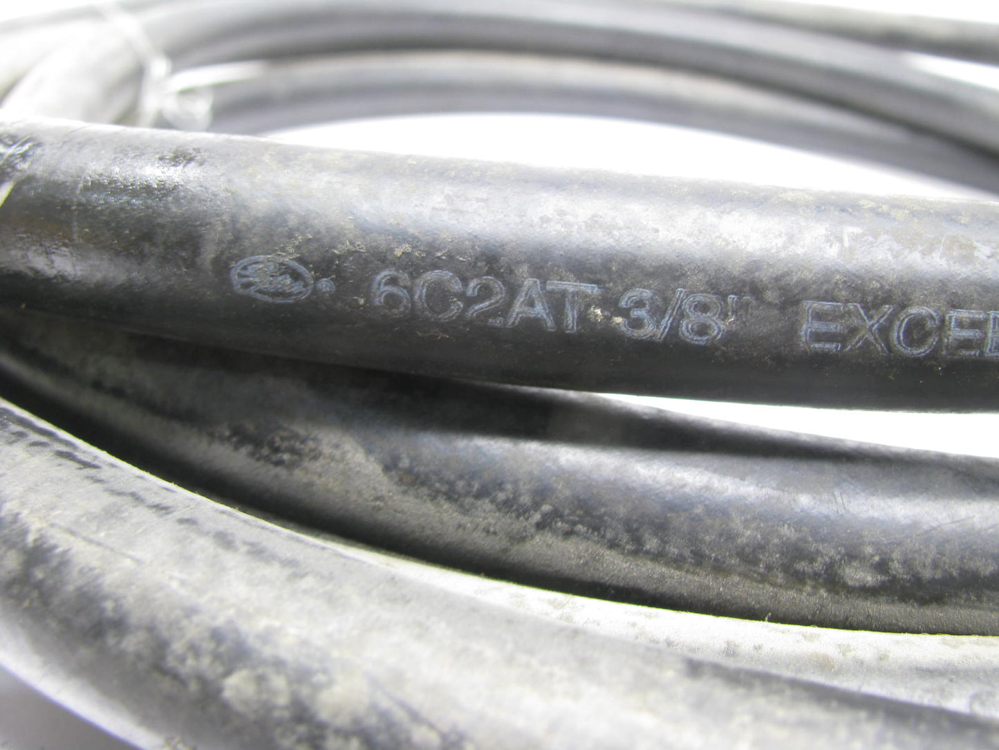 15 FEET - Gates 6C2AT 3/8'' Hydraulic Hose EXCEEDS SAE 100R2AT 4800 PSI