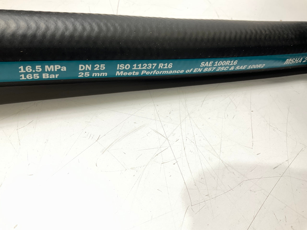 50 FEET - Gates 85053 16 MXT 1'' Hydraulic Hose, 2,400 PSI