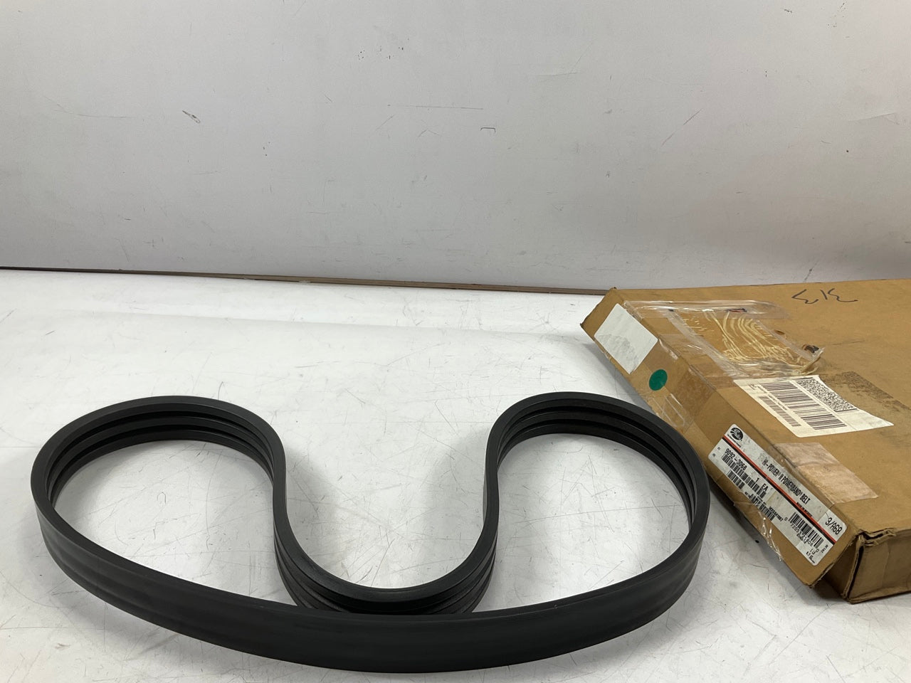 Gates 3/A68 Hi-Power II PowerBand V-Belt - 9092-3068, 3 Strand