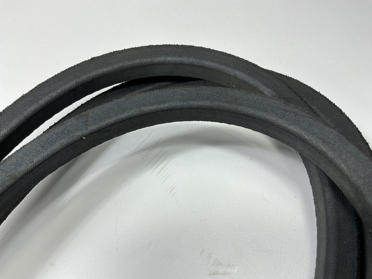 Gates B112 Industrial Accessory Drive Belt - 21/32'' X 112''