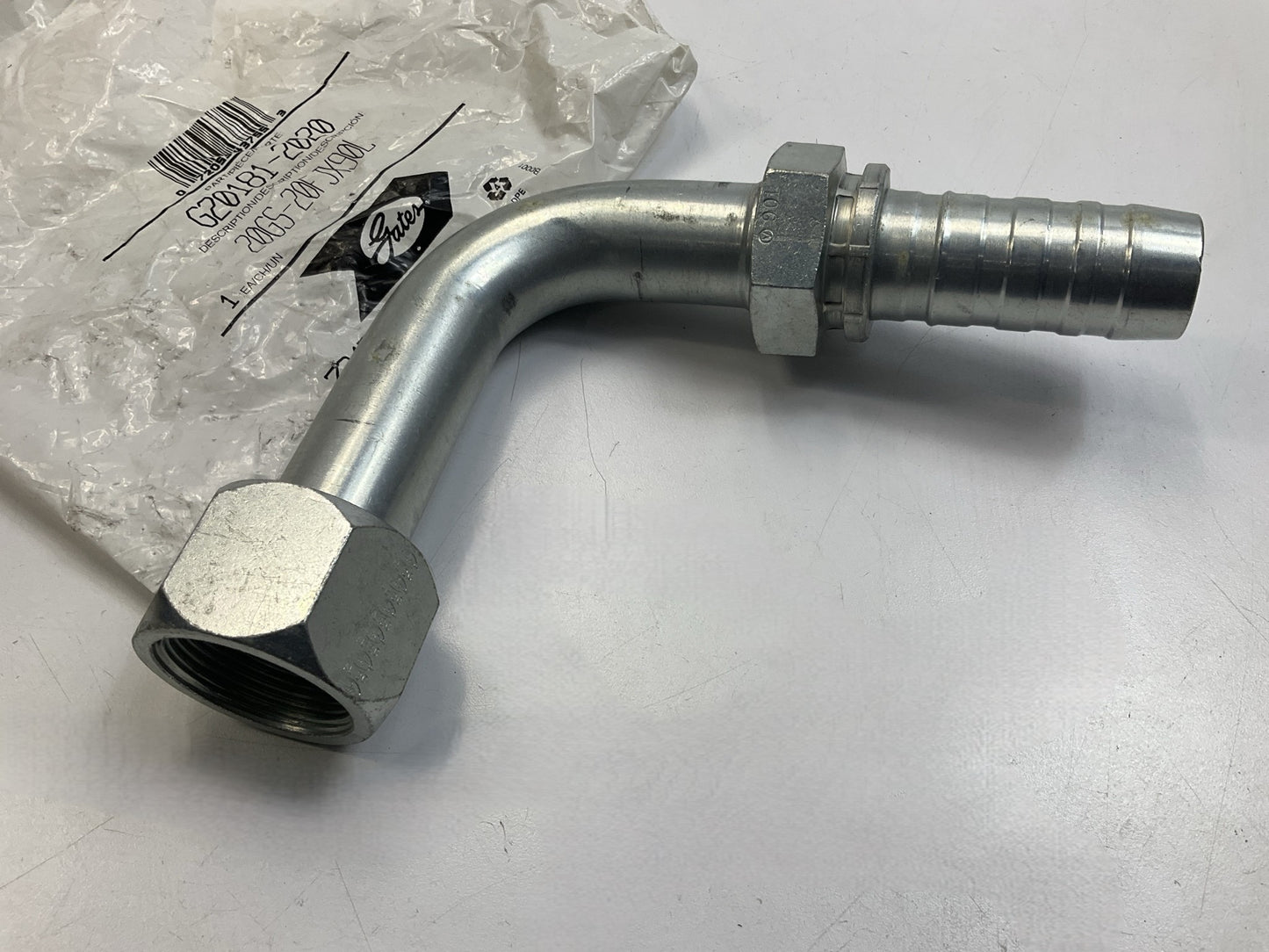 Gates G20181-2020 Hose Fitting Female JIC 37° Flare Swivel, 90° Angle, 1-1/4'' ID