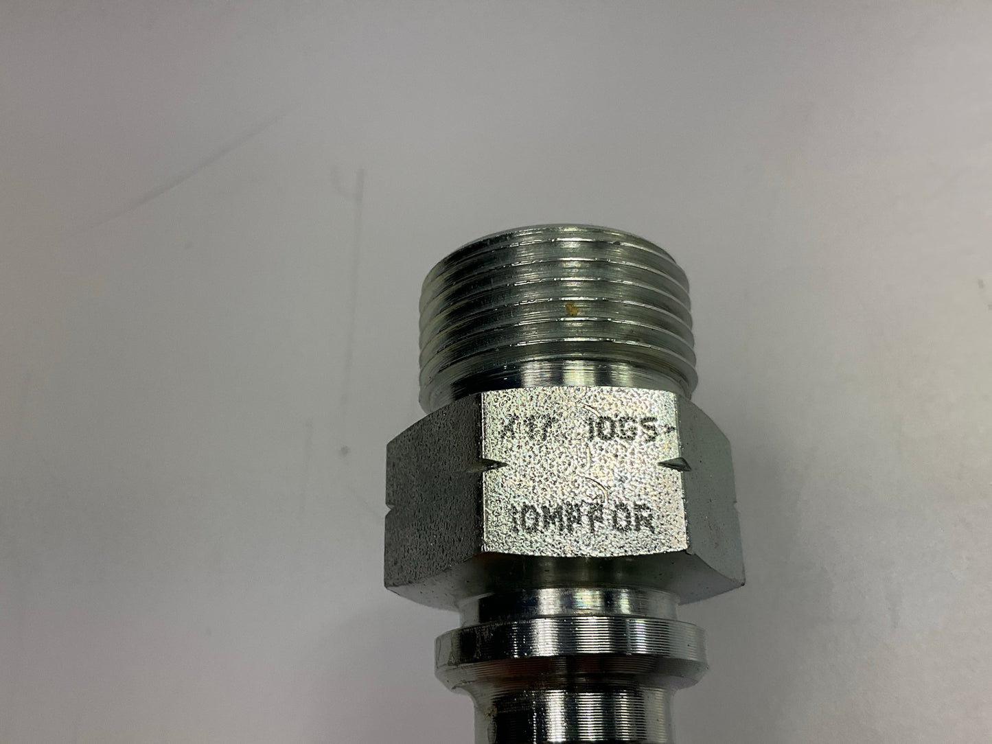 Gates G20225-1010 Male Flat-Face O-Ring Hydraulic Fitting, 5/8'' - 10GS-10MFFOR