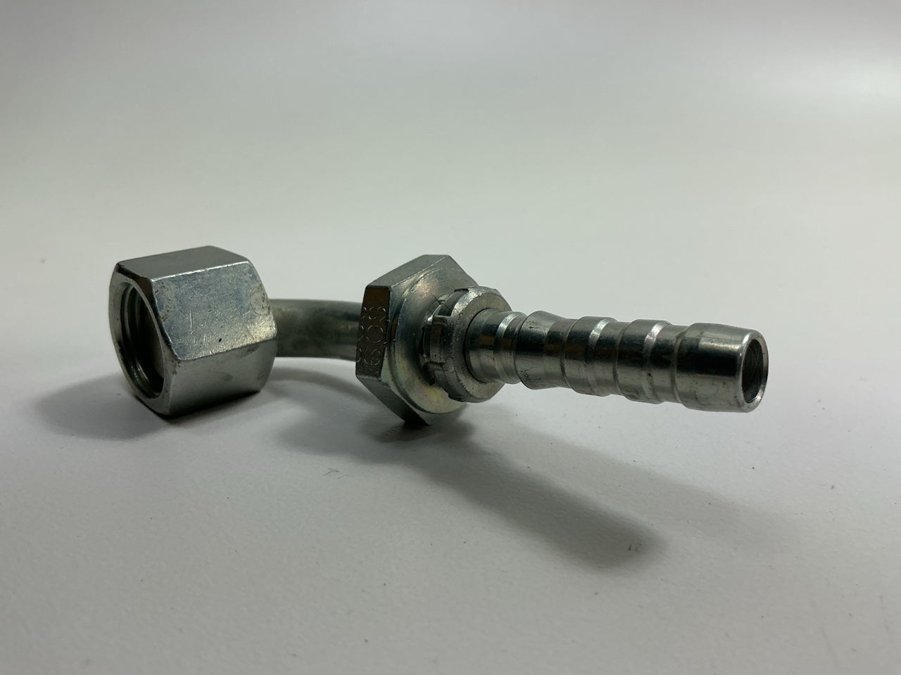 Gates G20239-0606 Hose Fitting Female Flat-Face O-Ring Swivel, 90° Angle 3/8'' ID