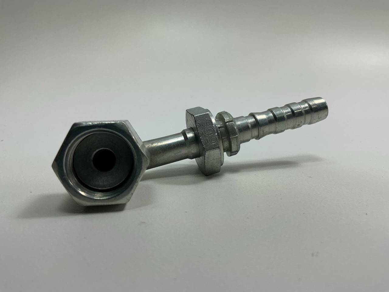 Gates G20239-0606 Hose Fitting Female Flat-Face O-Ring Swivel, 90° Angle 3/8'' ID