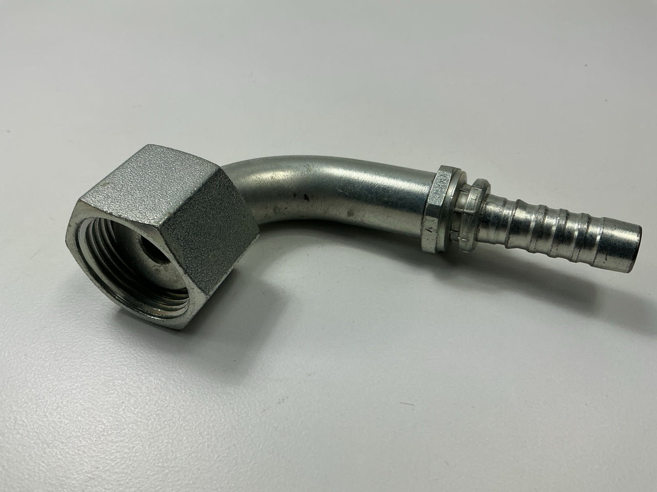 Gates G20239-0812 90° Tube Female Flat-Face O-Ring Swivel Hydraulic Fitting, 1/2