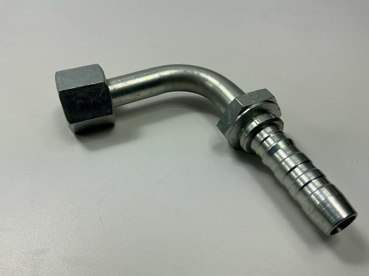 Gates G20241-1010 90° Tube Female Flat-Face O-Ring Swivel Hydraulic Fitting, 5/8