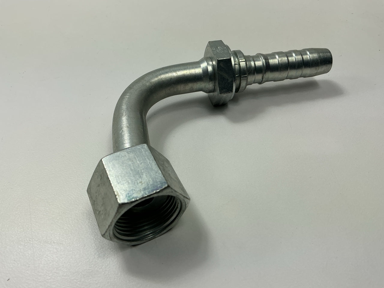 Gates G20241-1010 90° Tube Female Flat-Face O-Ring Swivel Hydraulic Fitting, 5/8