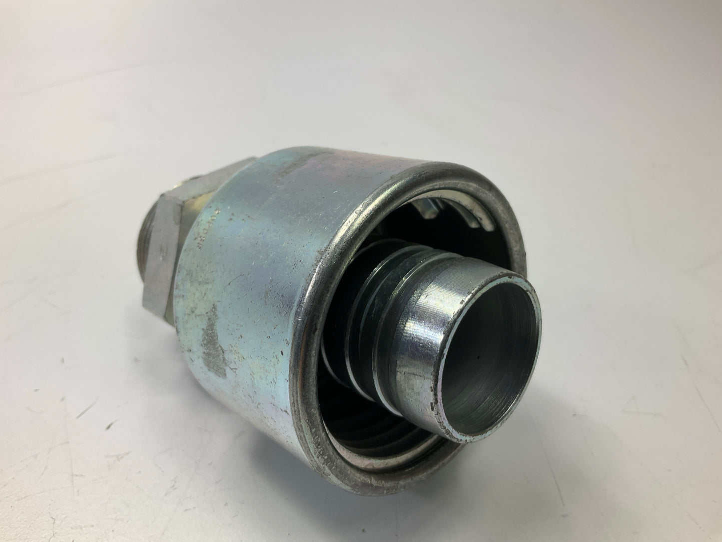 Gates G25120-2020 Male O-Ring Boss Hydraulic Fitting, 1-1/4'' Hose - 20G-20MB