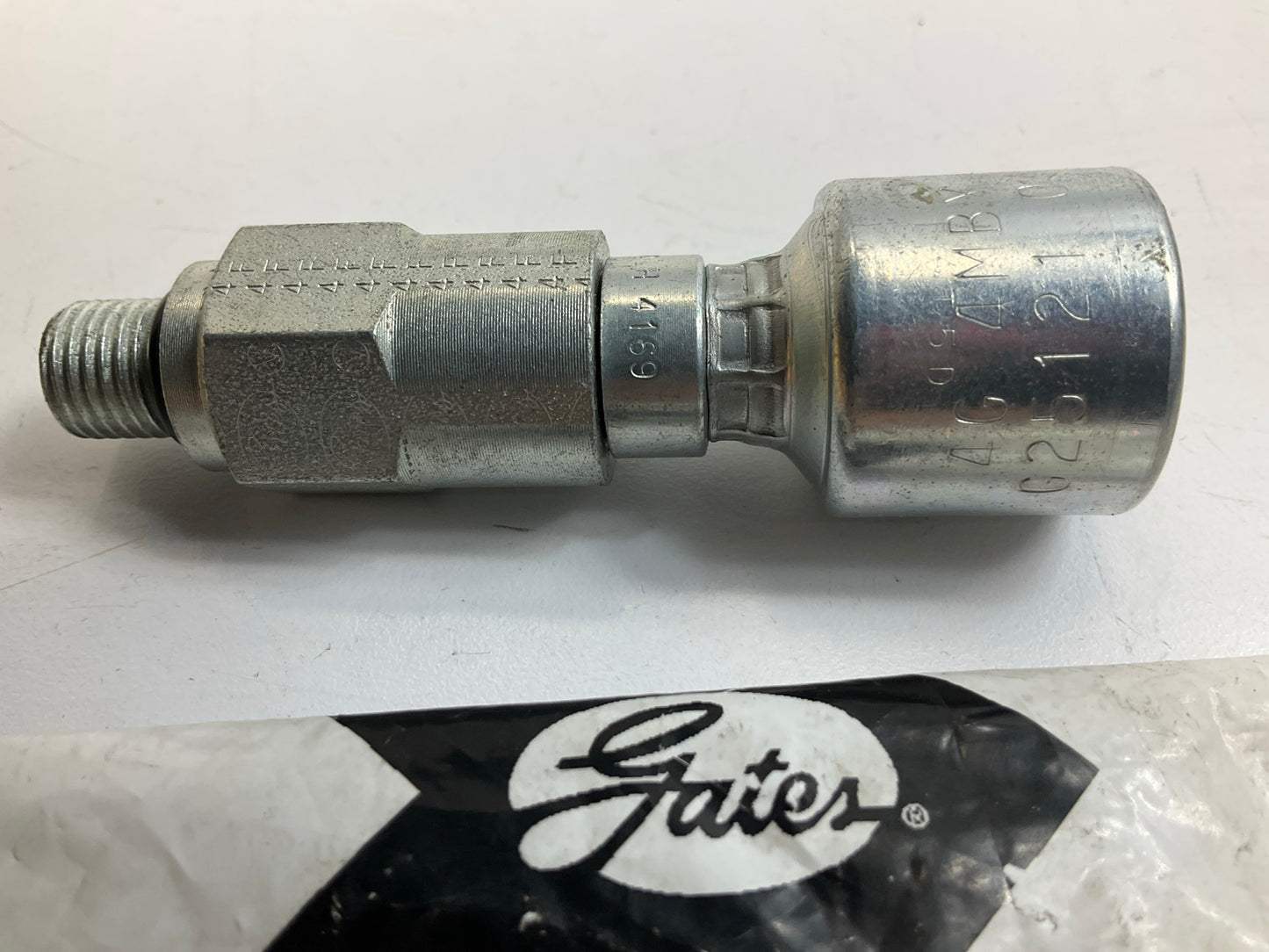 Gates G25121-0404 Male O-Ring Boss Swivel Megacrimp 1/4'' ID, 7/16-20 Thread
