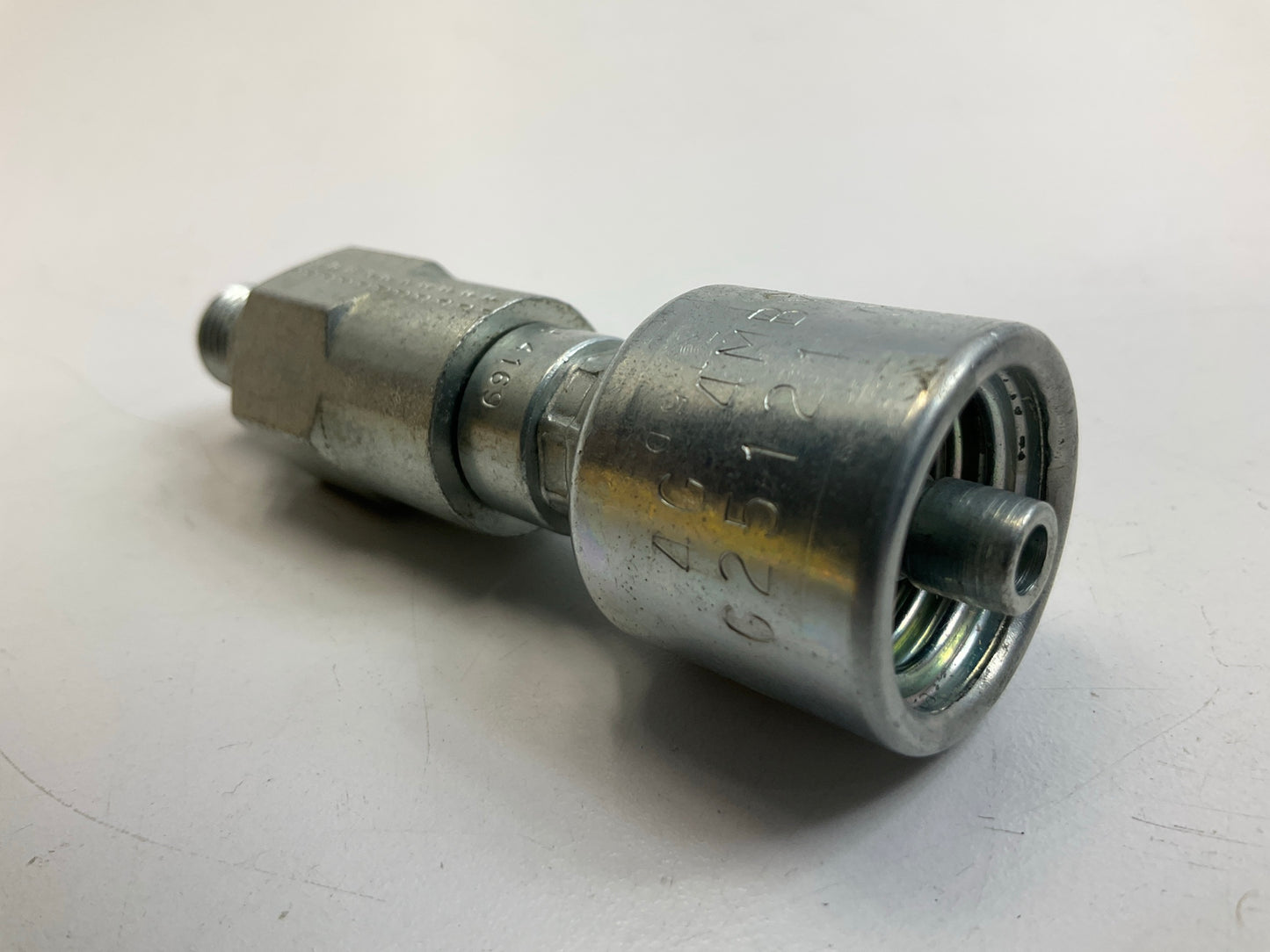 Gates G25121-0404 Male O-Ring Boss Swivel Megacrimp 1/4'' ID, 7/16-20 Thread