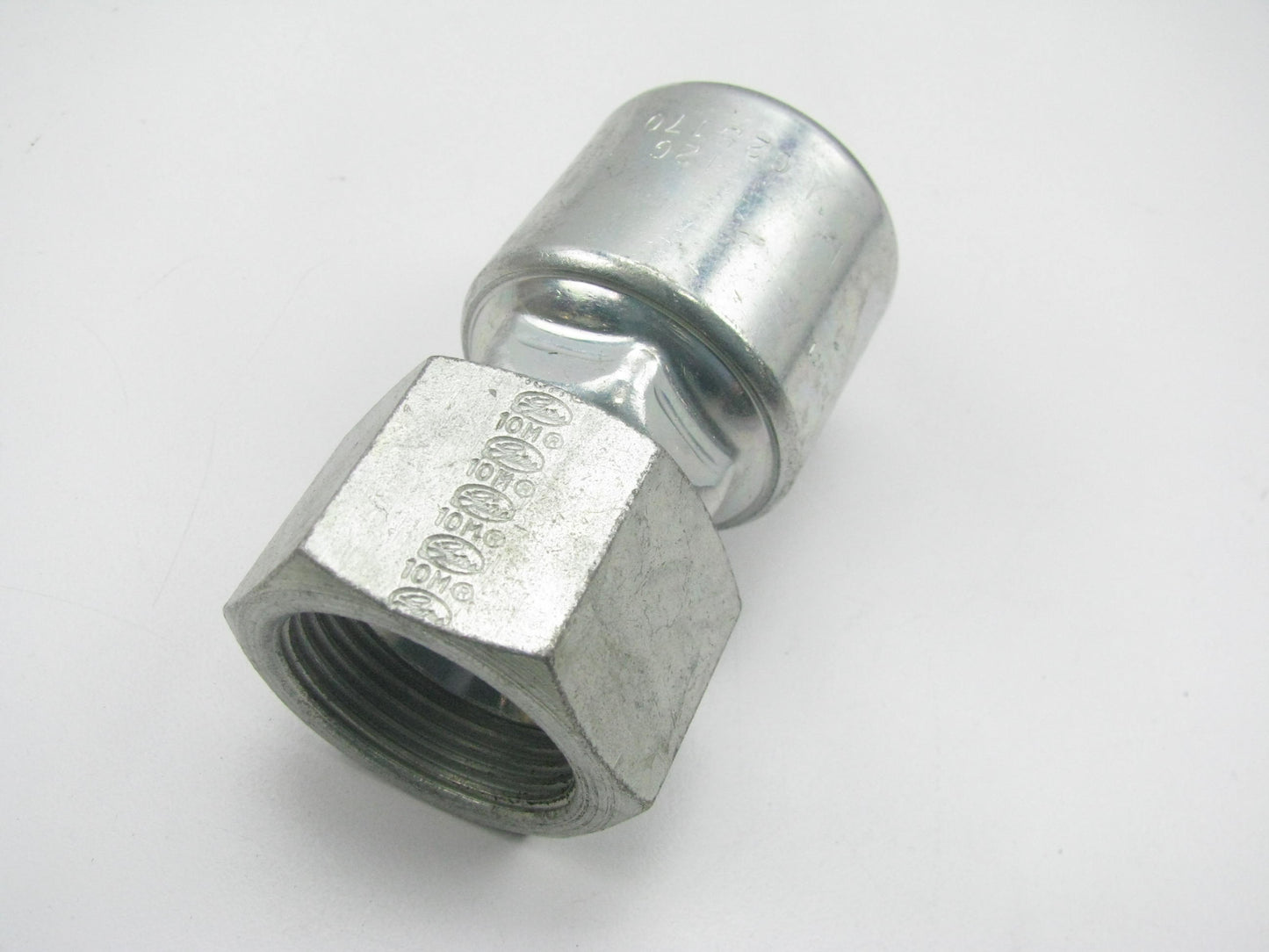 Gates G25170-1216 MegaCrimp Female JIC 37 Swivel Hydraulic Fitting 3/4'' Hose